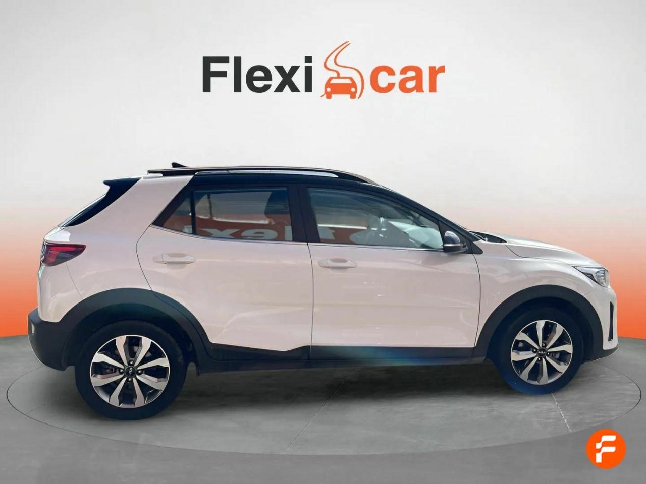 kia stonic 2021 / foto grande (2)