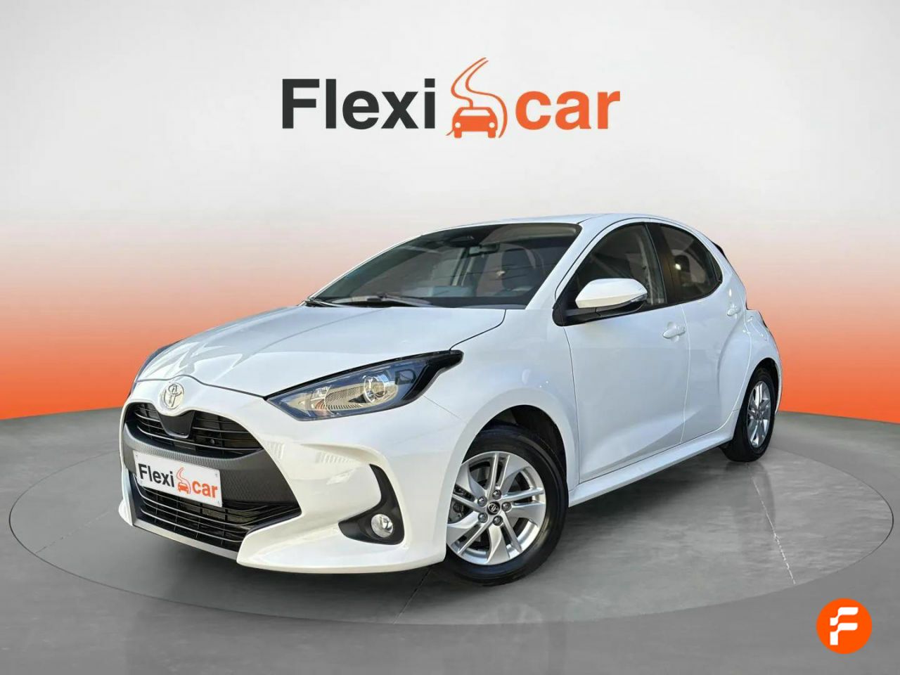toyota yaris 2024 / foto grande (3)
