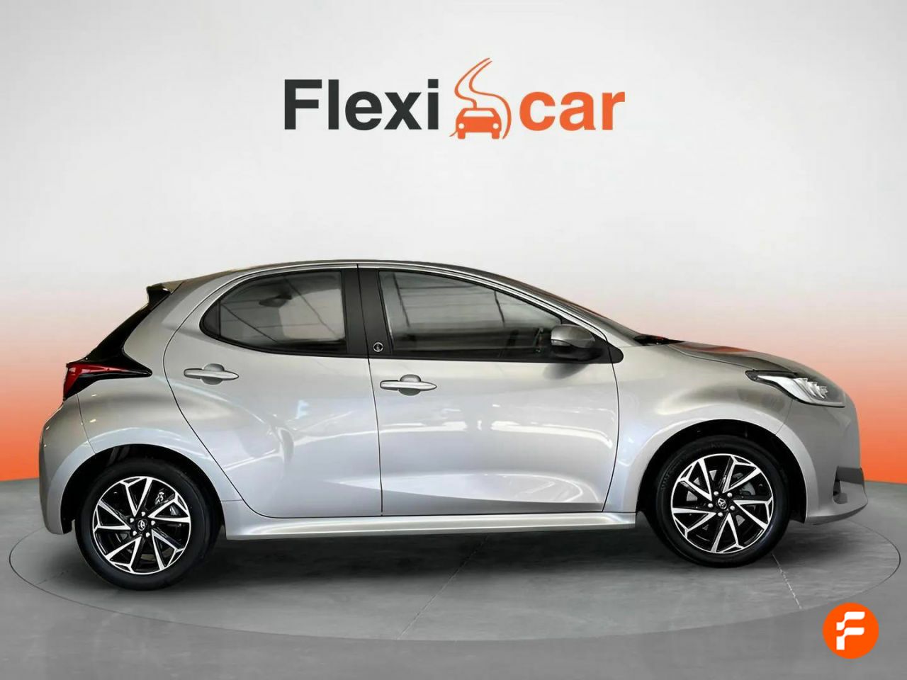 toyota yaris 2022 / foto grande (3)