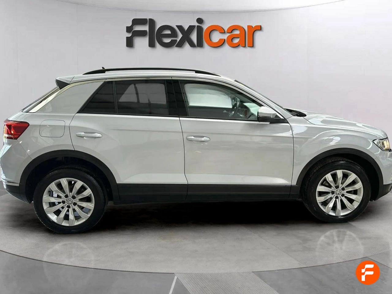 volkswagen t-roc 2018 / foto grande (2)