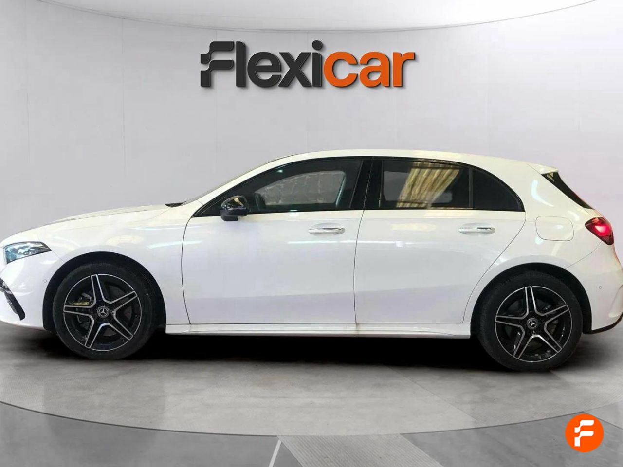 mercedes clase a 2023 / foto grande (3)