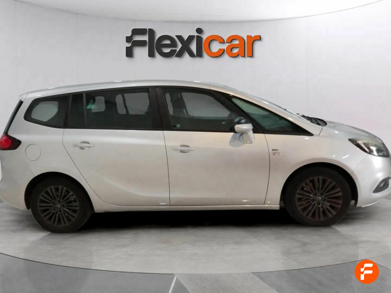 opel zafira tourer    2019 / foto grande (2)
