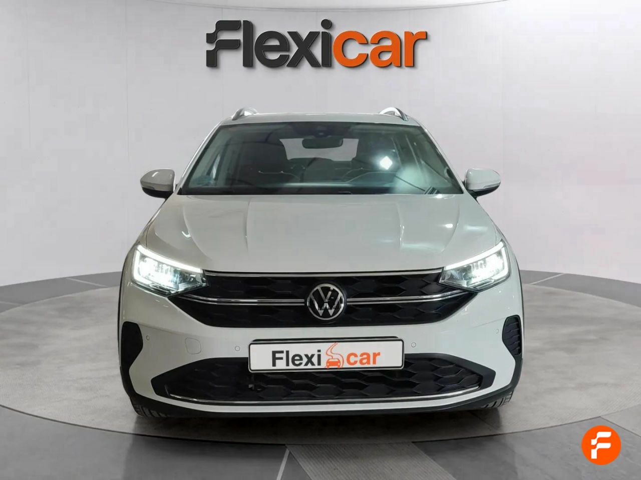 volkswagen taigo 2022 / foto grande (2)