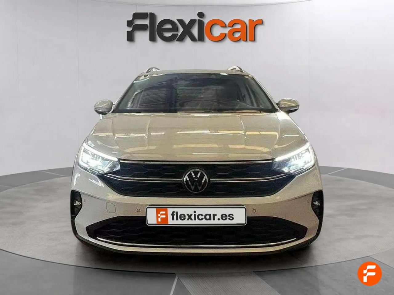 volkswagen taigo 2023 / foto grande (2)