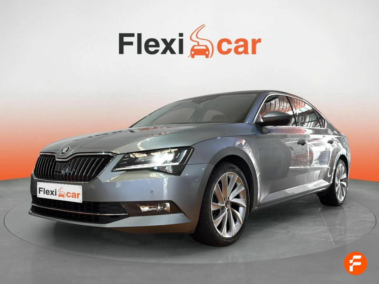 skoda superb 2017 / foto grande (3)