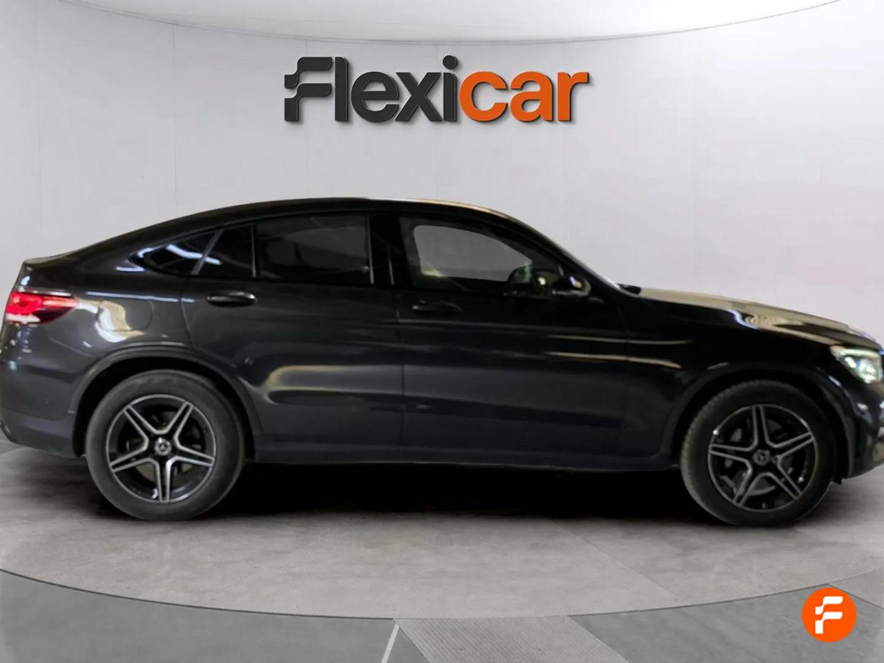 mercedes glc 2021 / foto grande (3)