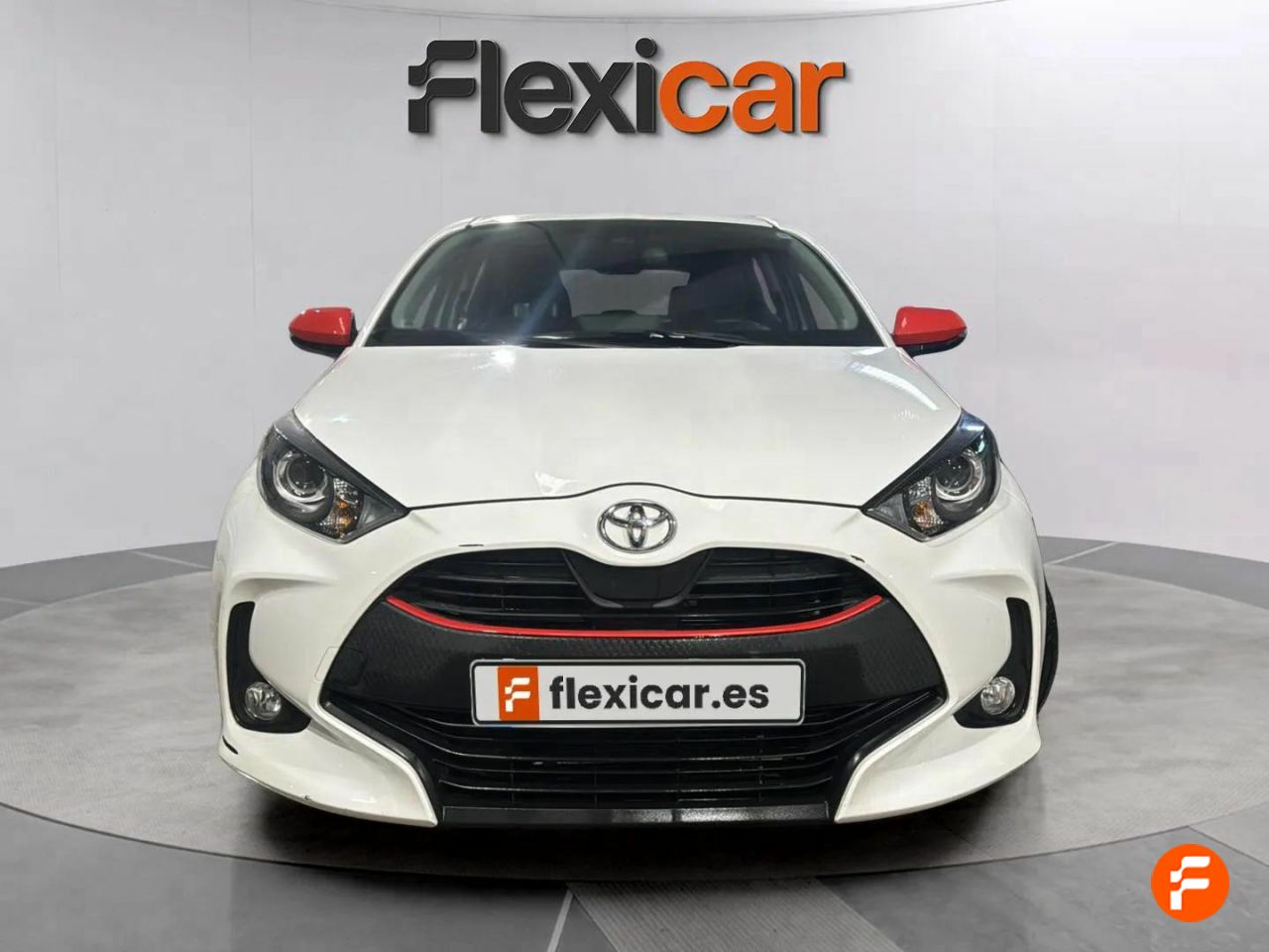 toyota yaris 2022 / foto grande (2)