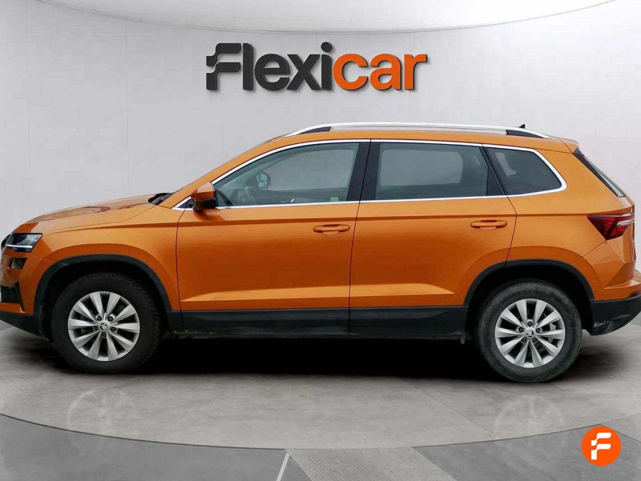 skoda karoq 2023 / foto grande (3)
