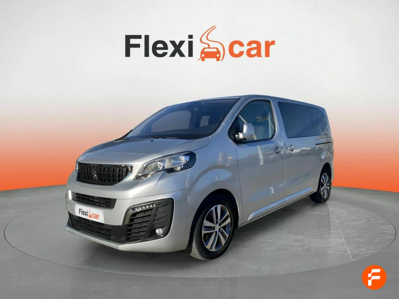 peugeot traveller 2019 / foto grande (3)