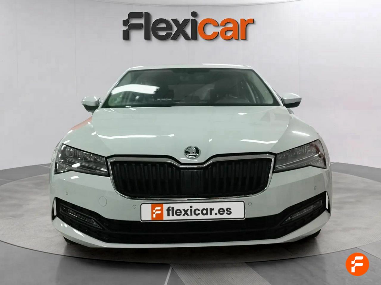 skoda superb 2022 / foto grande (2)