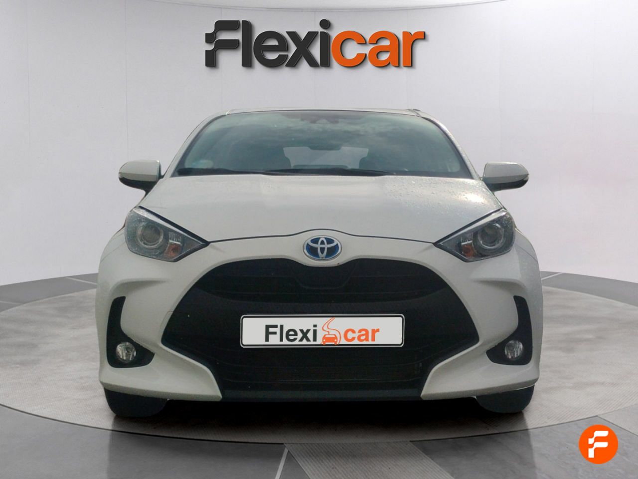 toyota yaris 2021 / foto grande (2)