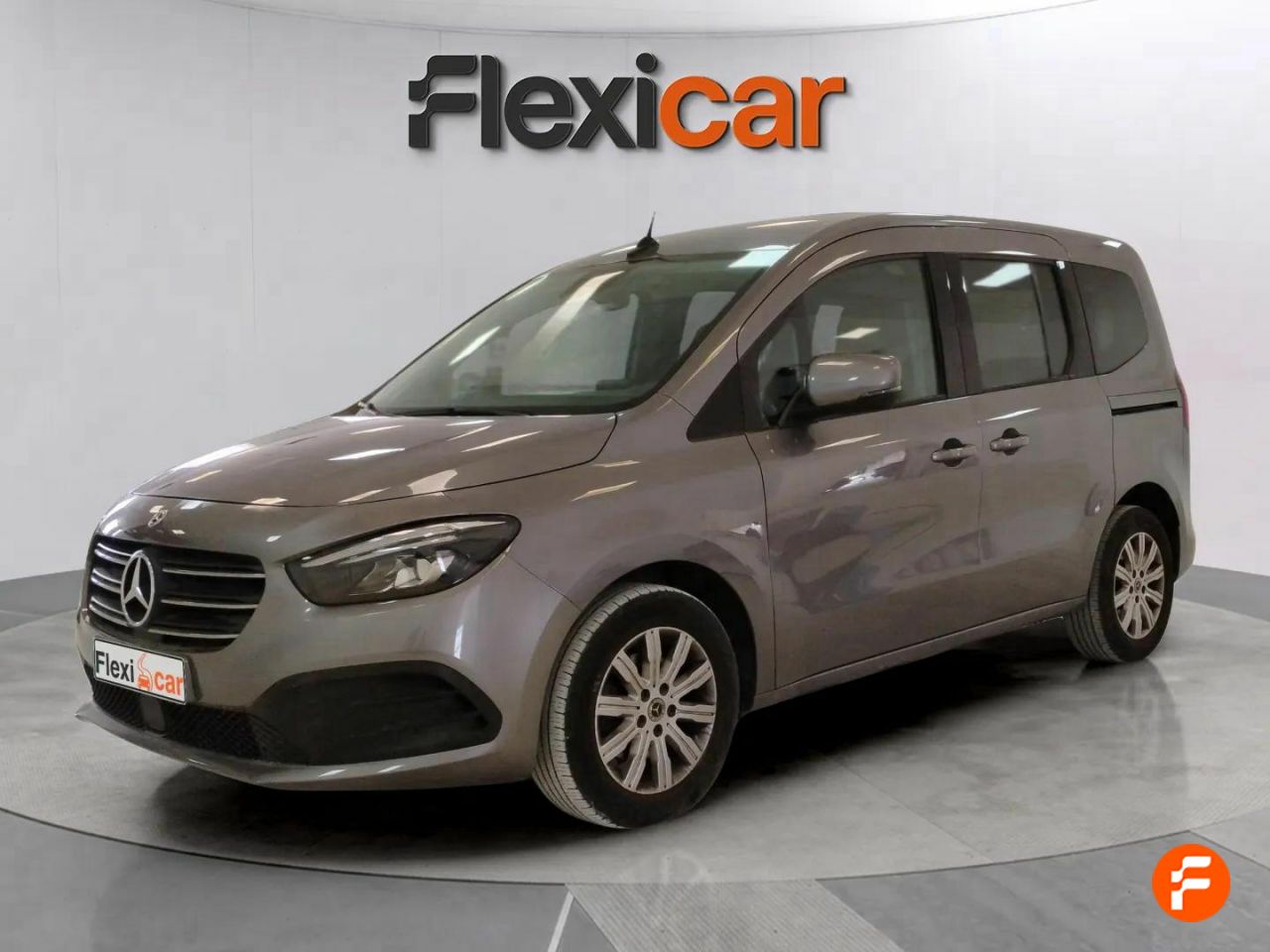 mercedes clase t 2023 / foto grande (3)
