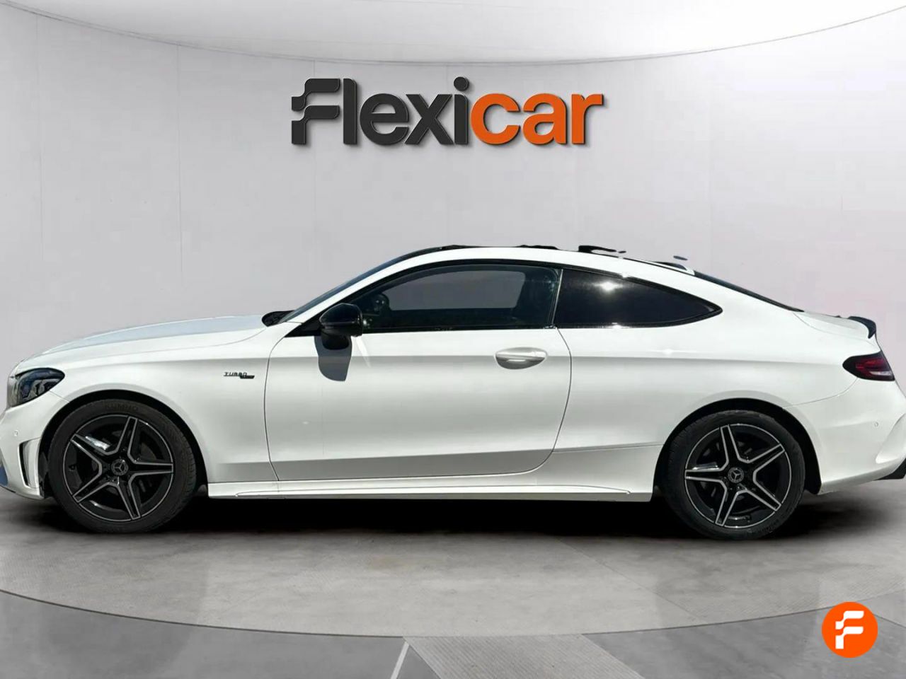 mercedes clase c 2019 / foto grande (3)