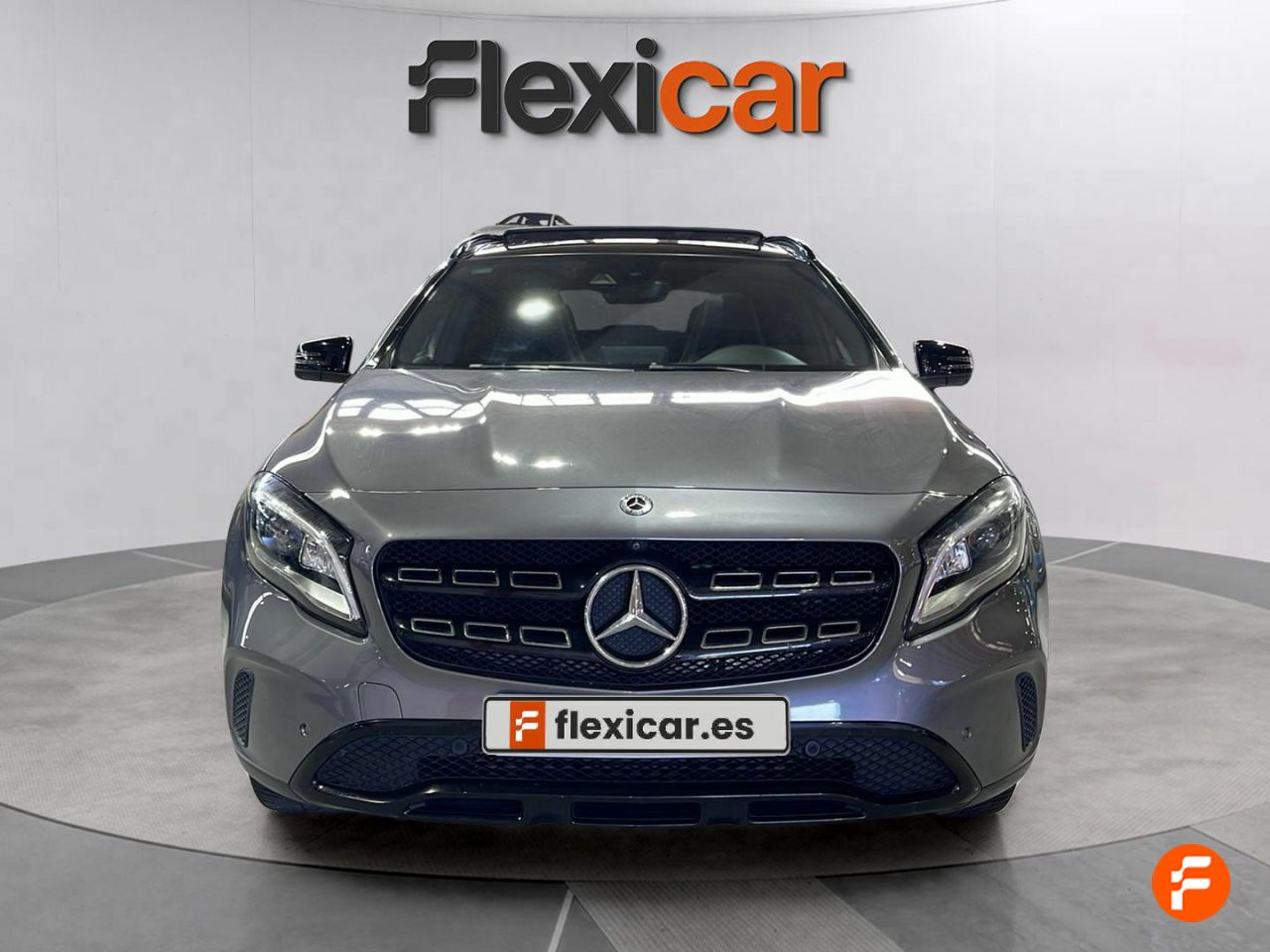 mercedes gla 2018 / foto grande (2)