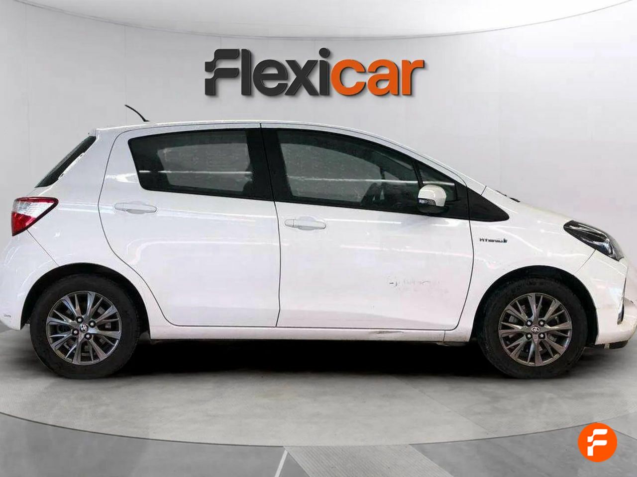 toyota yaris 2020 / foto grande (3)