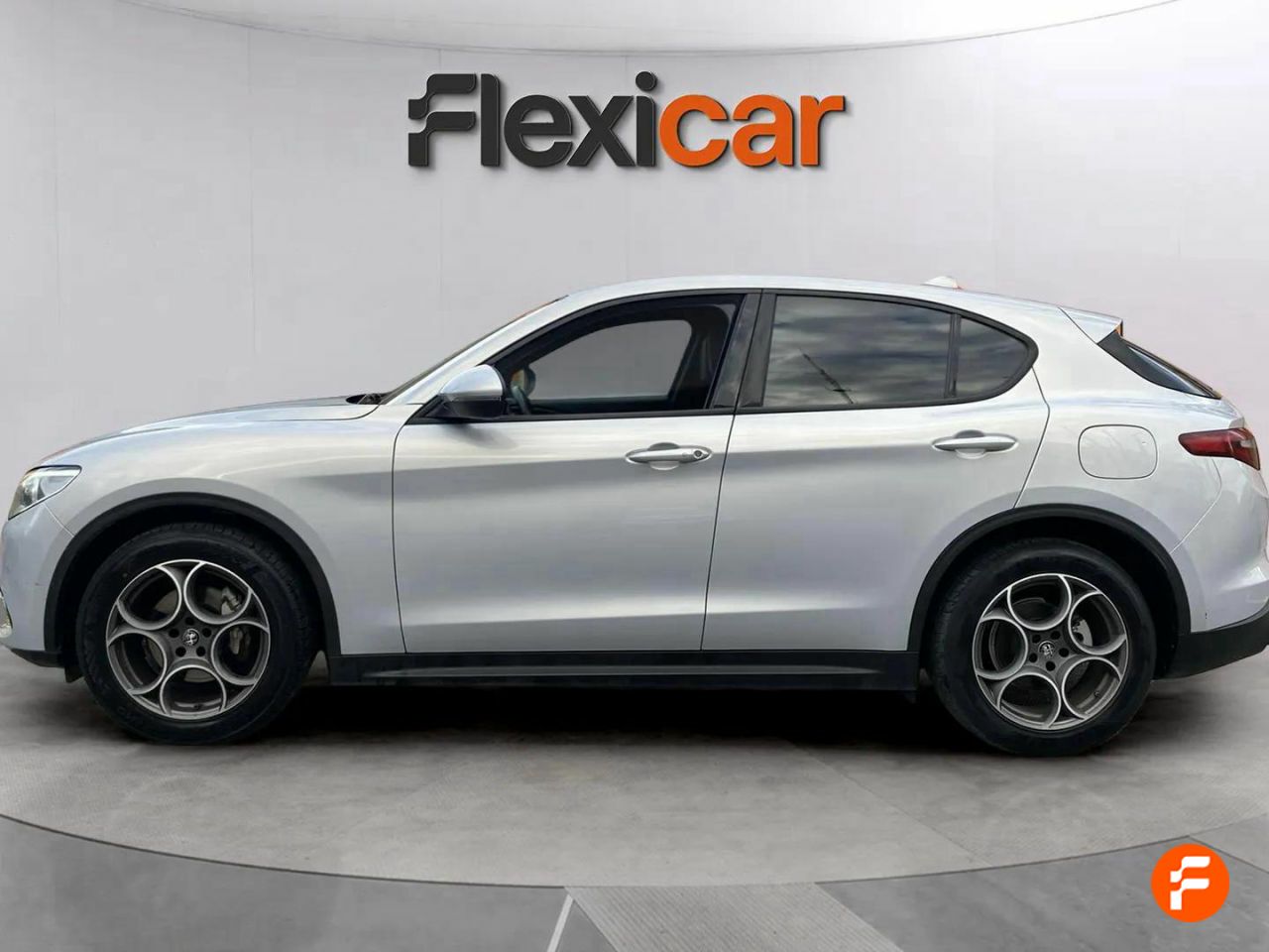 alfa romeo stelvio 2022 / foto grande (3)