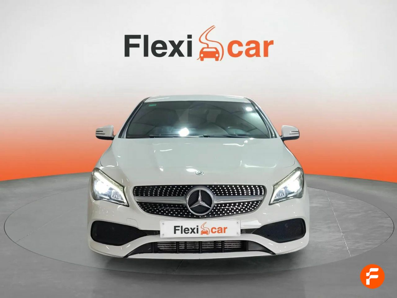 mercedes cla 2017 / foto grande (2)