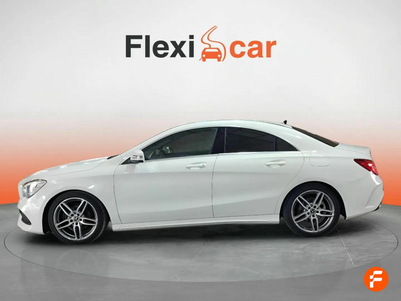 mercedes cla 2017 / foto grande (3)