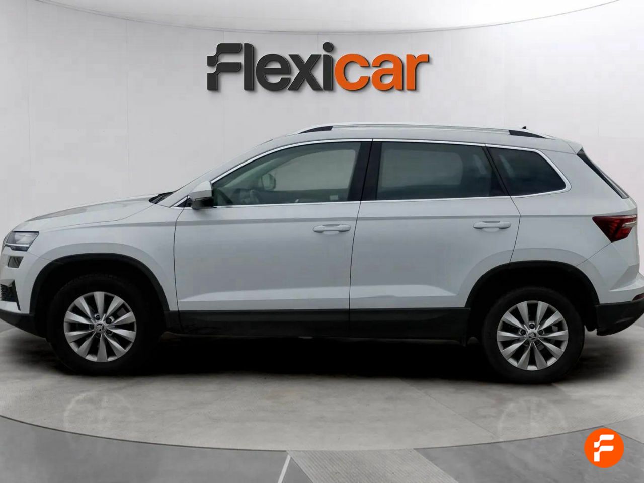 skoda karoq 2023 / foto grande (3)