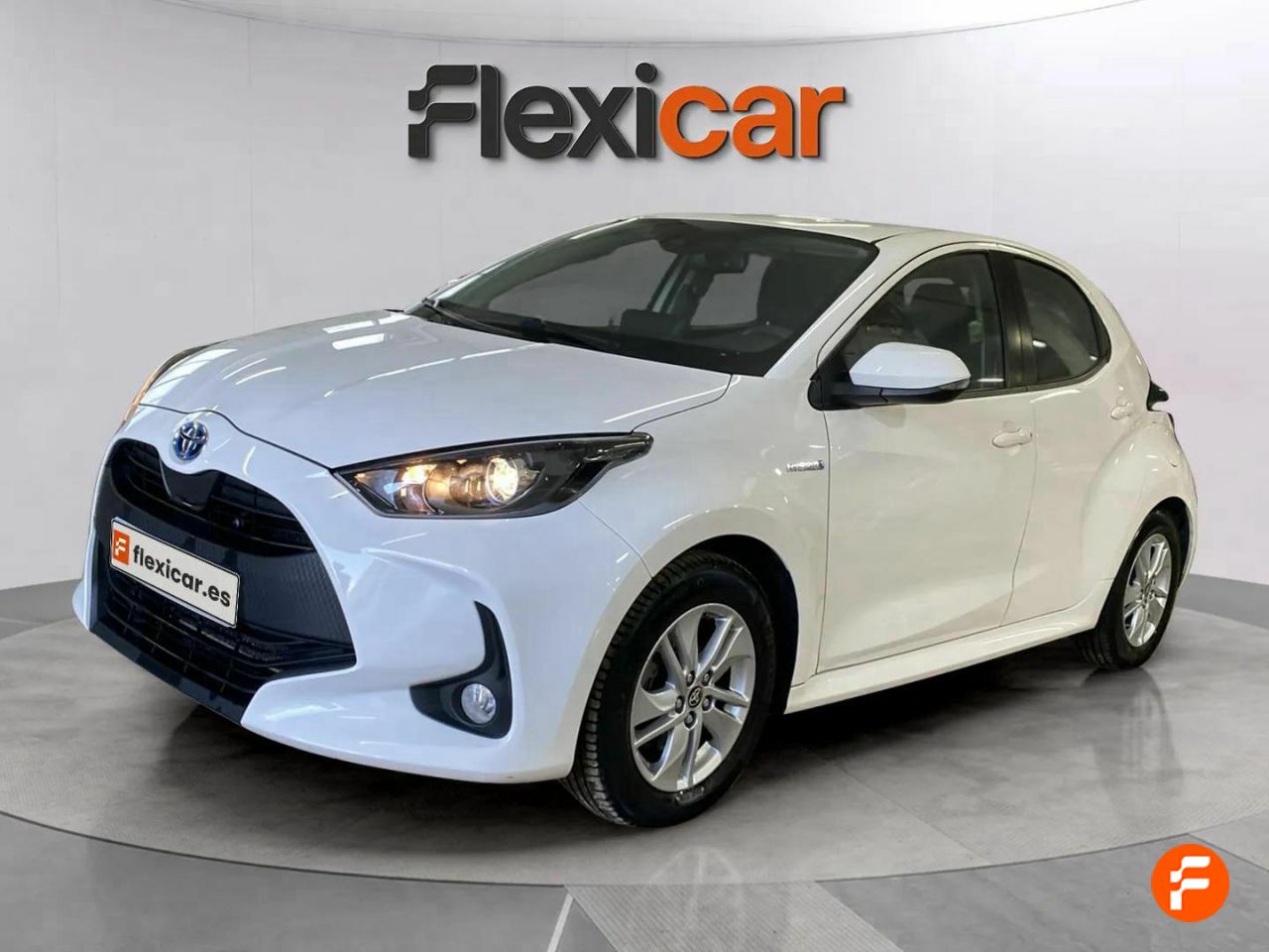 toyota yaris 2021 / foto grande (3)