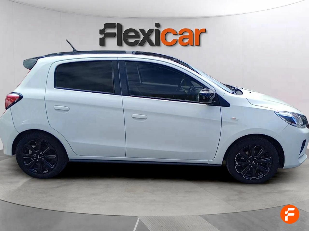 mitsubishi space star 2022 / foto grande (3)