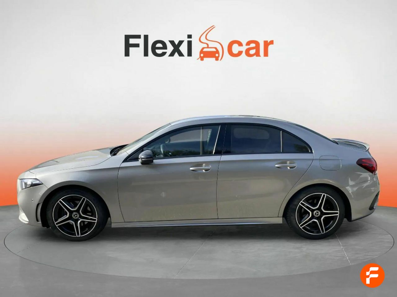 mercedes clase a 2019 / foto grande (3)