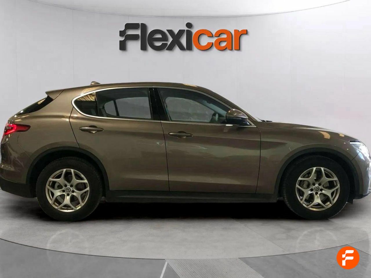 alfa romeo stelvio 2018 / foto grande (3)