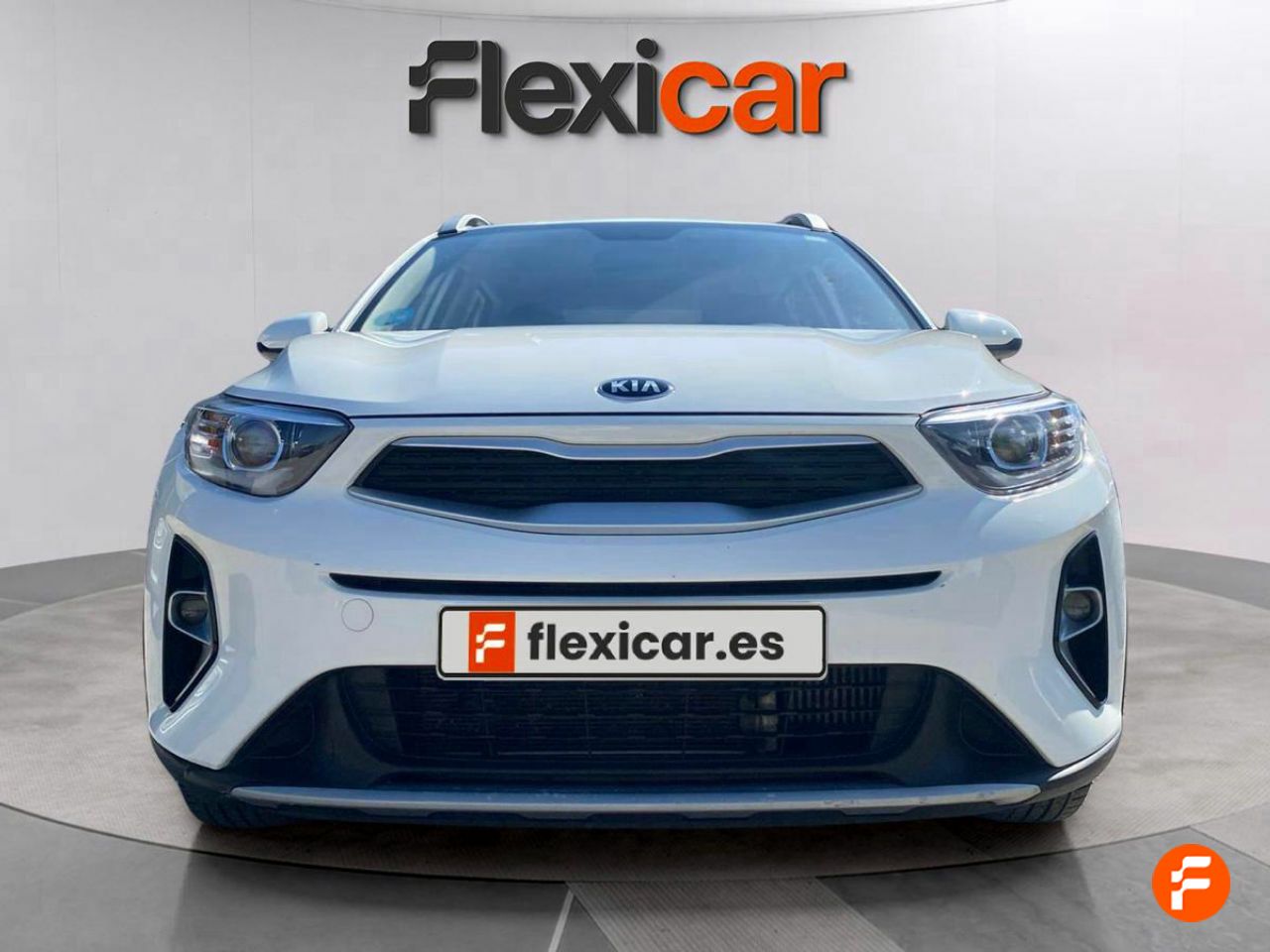 kia stonic 2021 / foto grande (2)
