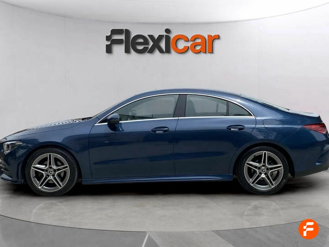 mercedes cla 2023 / foto grande (3)