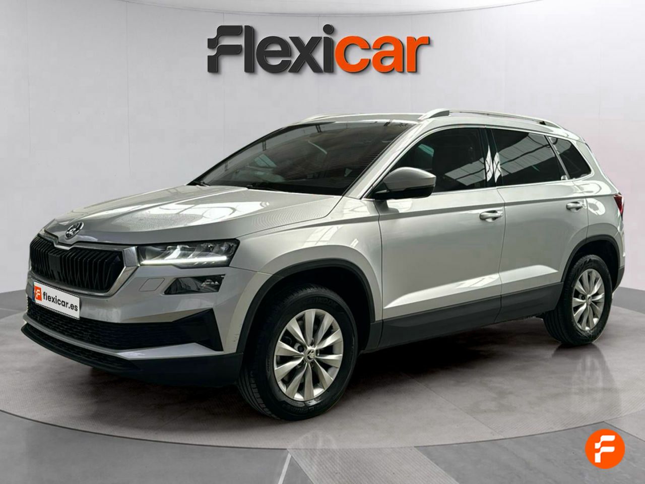 skoda karoq 2023 / foto grande (3)