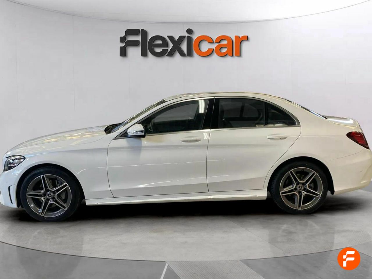 mercedes clase c 2019 / foto grande (3)