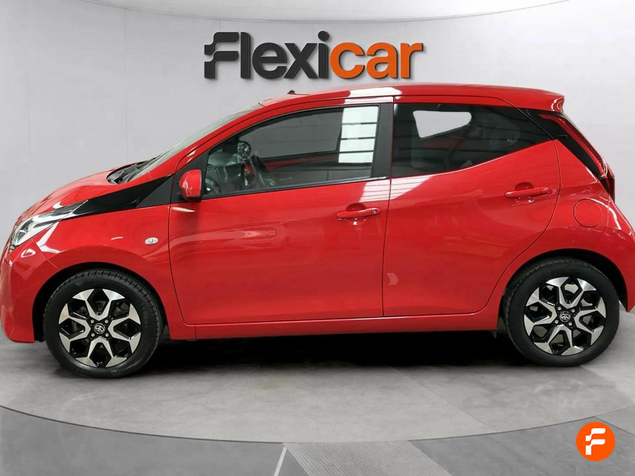 toyota aygo 2021 / foto grande (3)