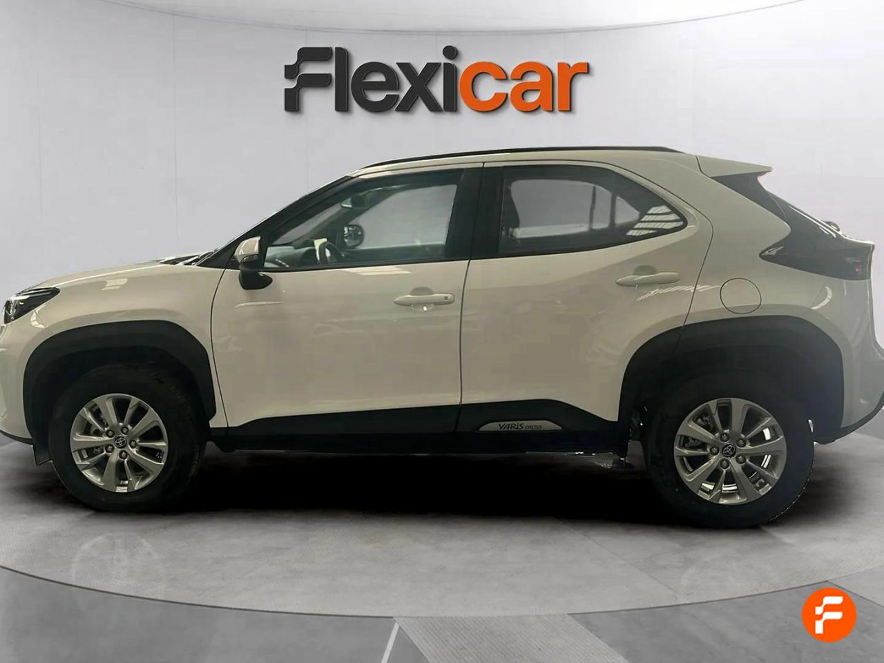 toyota yaris cross 2025 / foto grande (3)