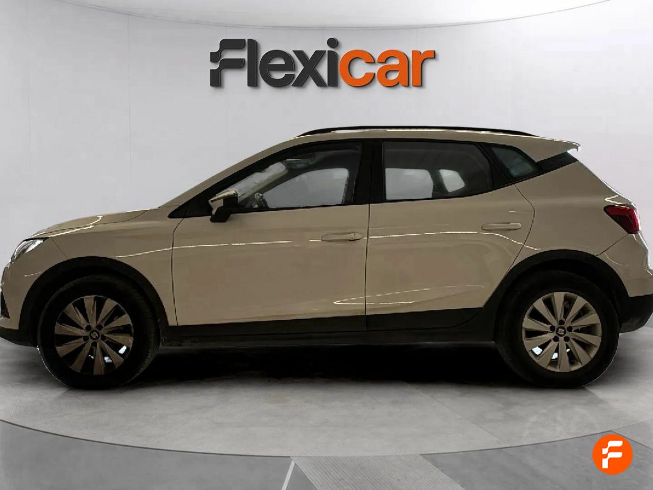 seat arona 2020 / foto grande (3)
