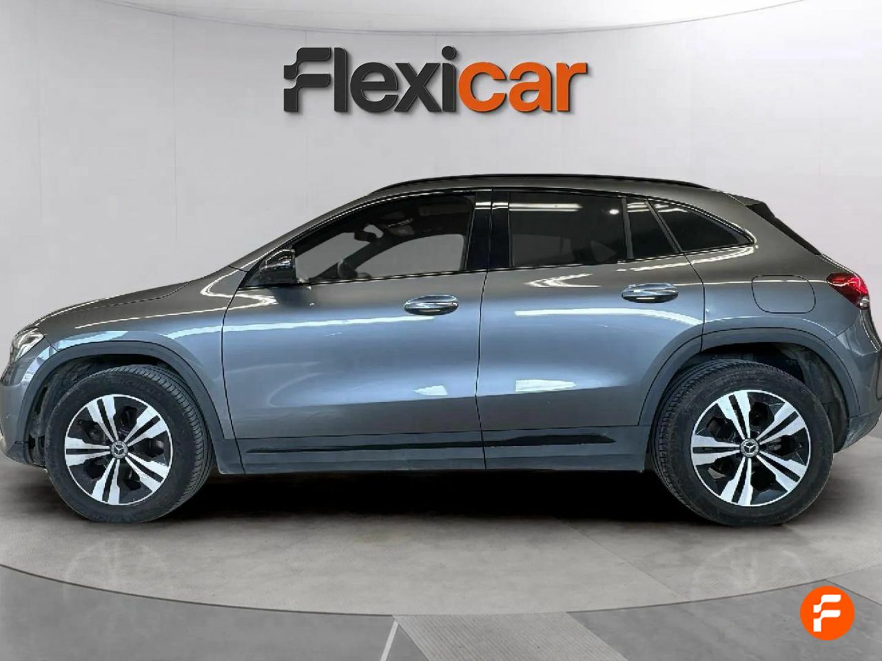 mercedes gla 2021 / foto grande (3)