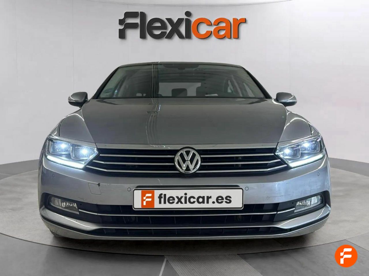 volkswagen passat 2019 / foto grande (2)