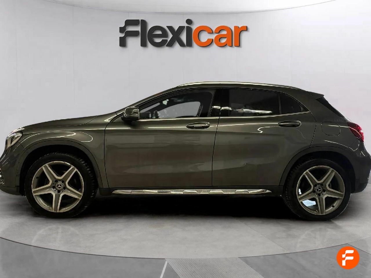 mercedes gla 2019 / foto grande (3)