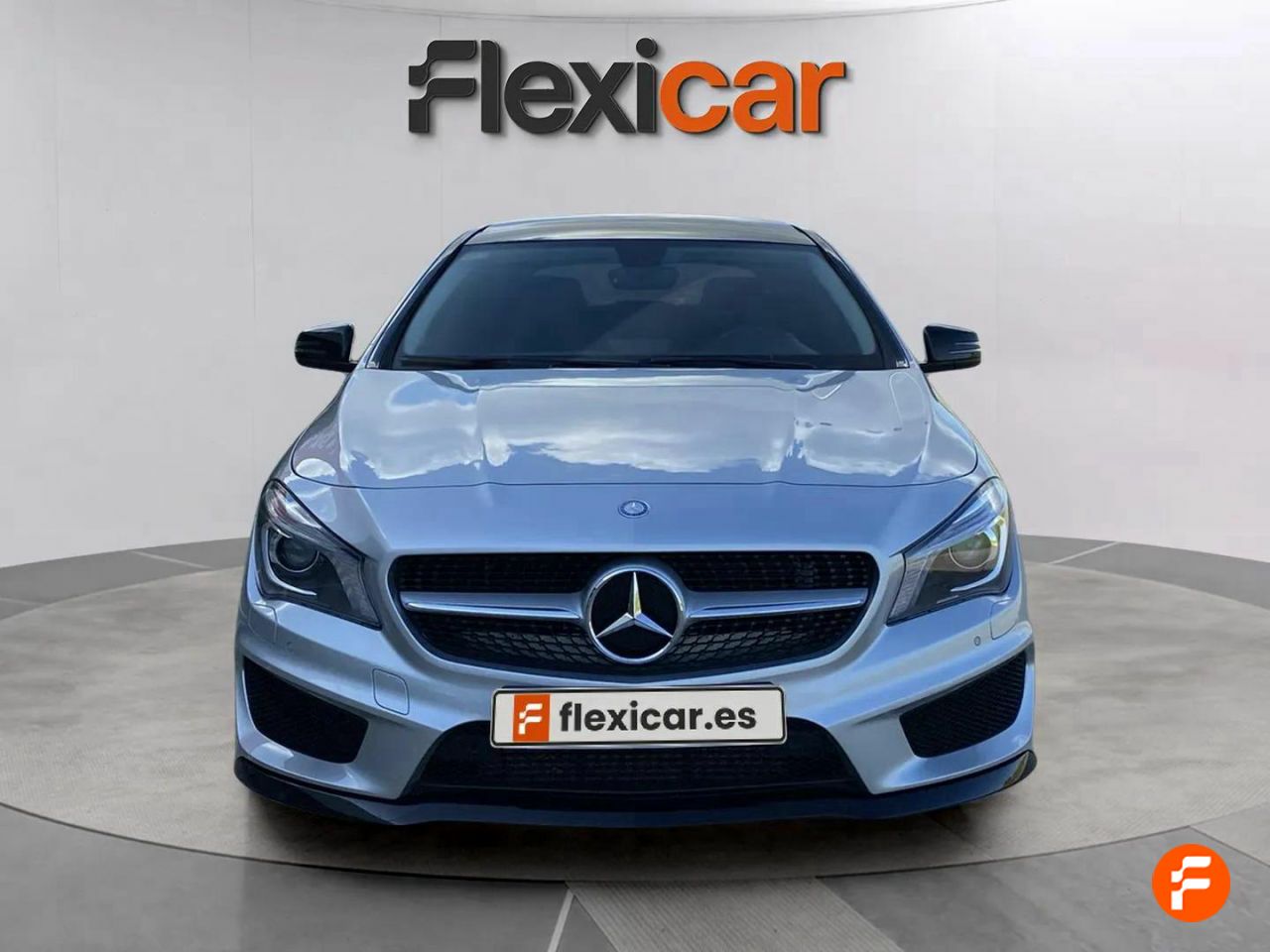 mercedes cla 2025 / foto grande (2)