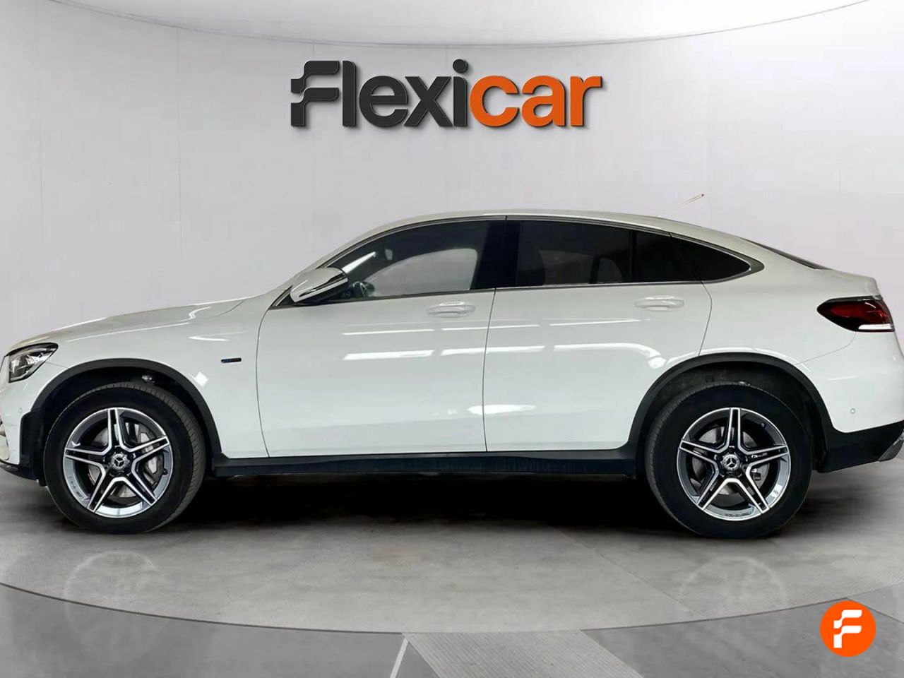mercedes glc 2022 / foto grande (3)