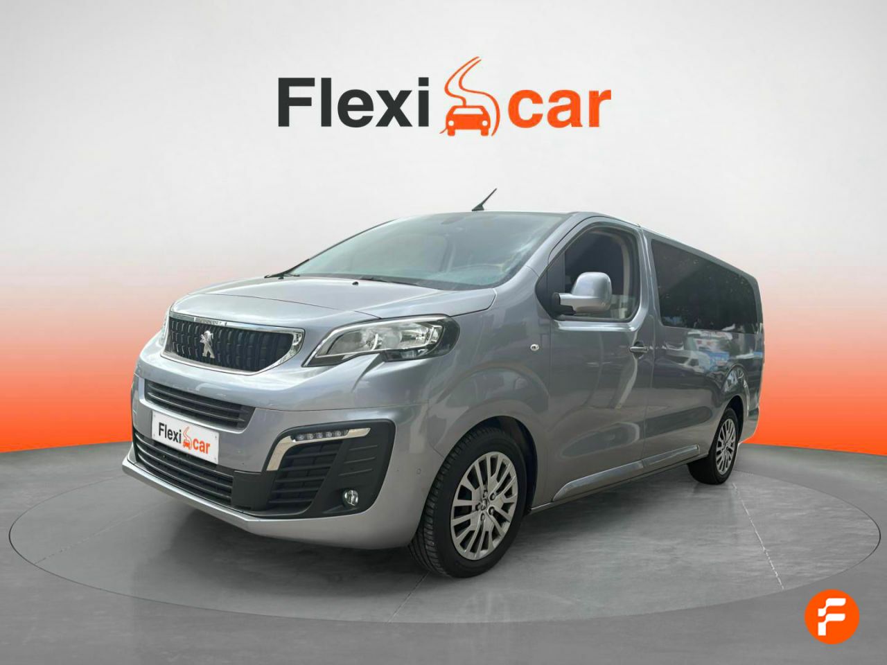 peugeot traveller 2021 / foto grande (3)