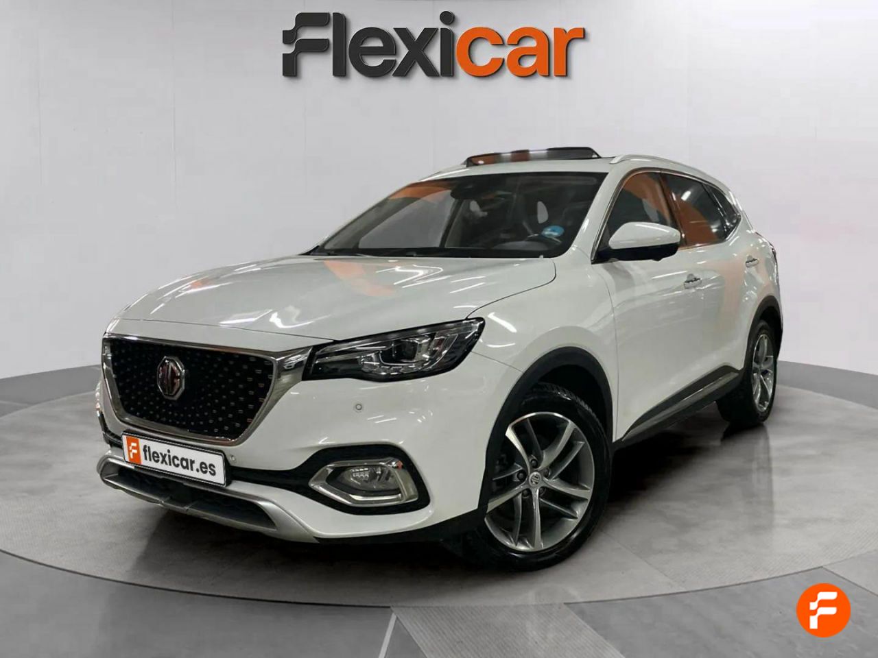 mg hs 2025 / foto grande (2)