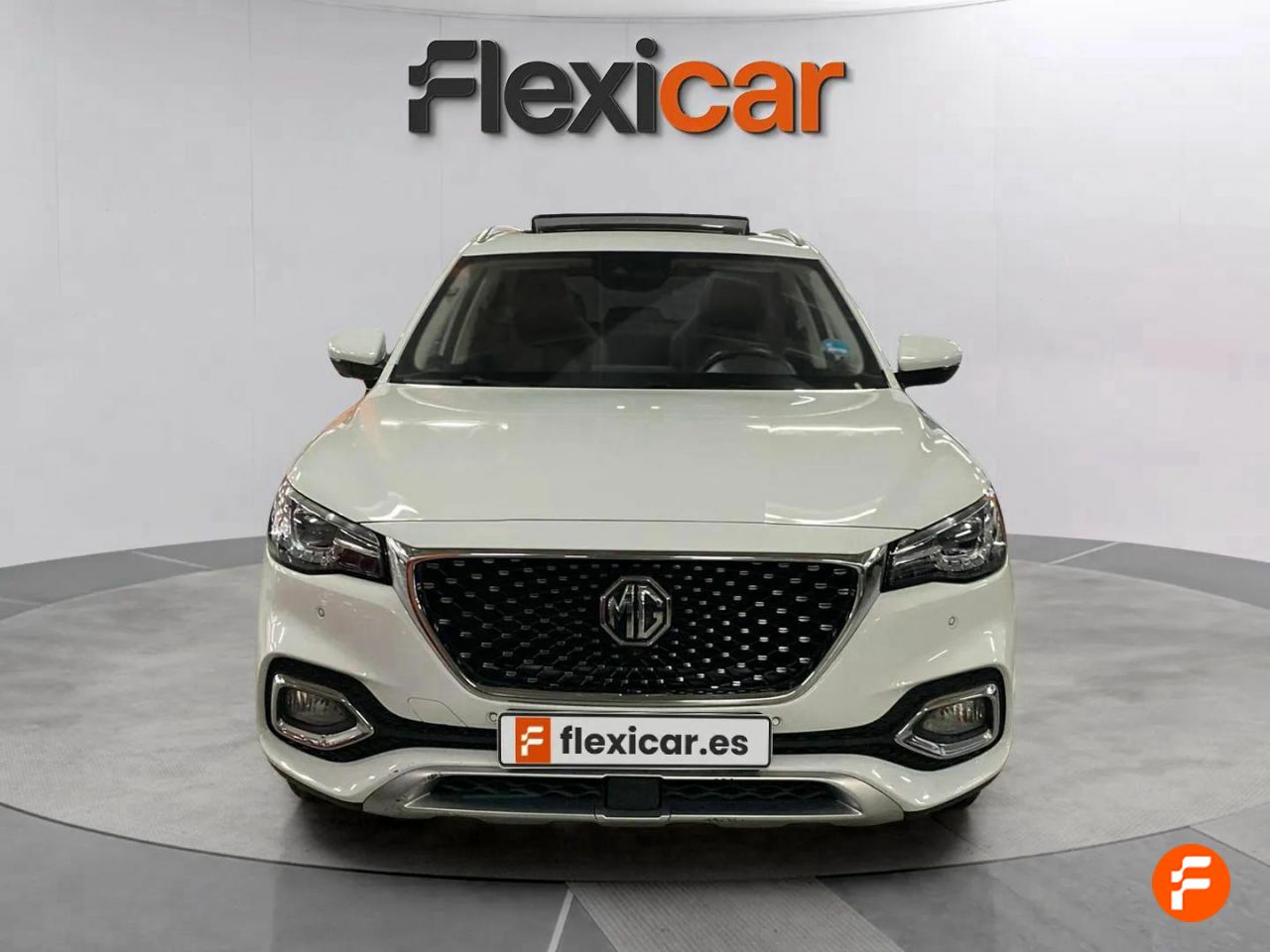 mg hs 2025 / foto grande (3)