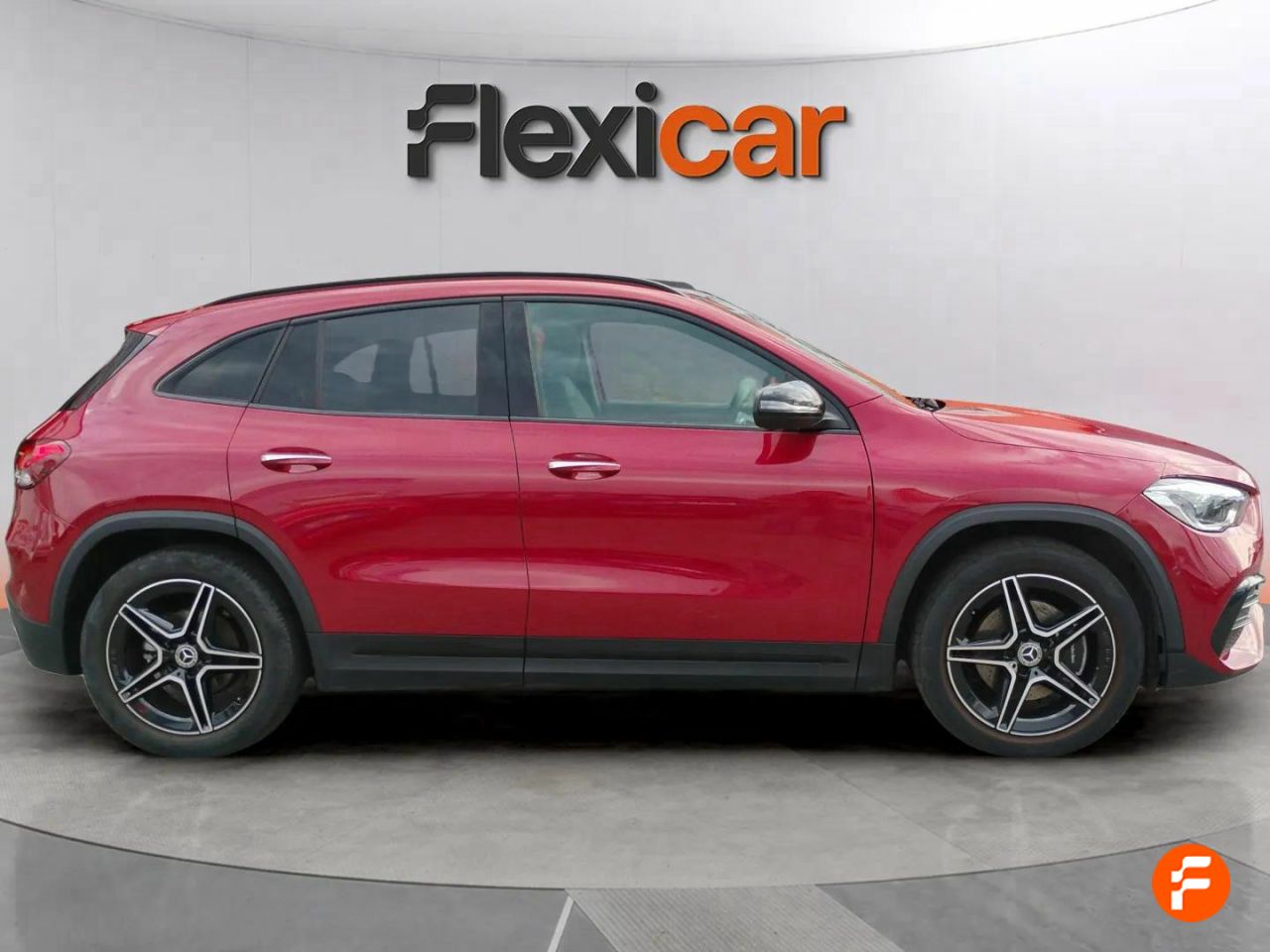 mercedes gla 2023 / foto grande (3)