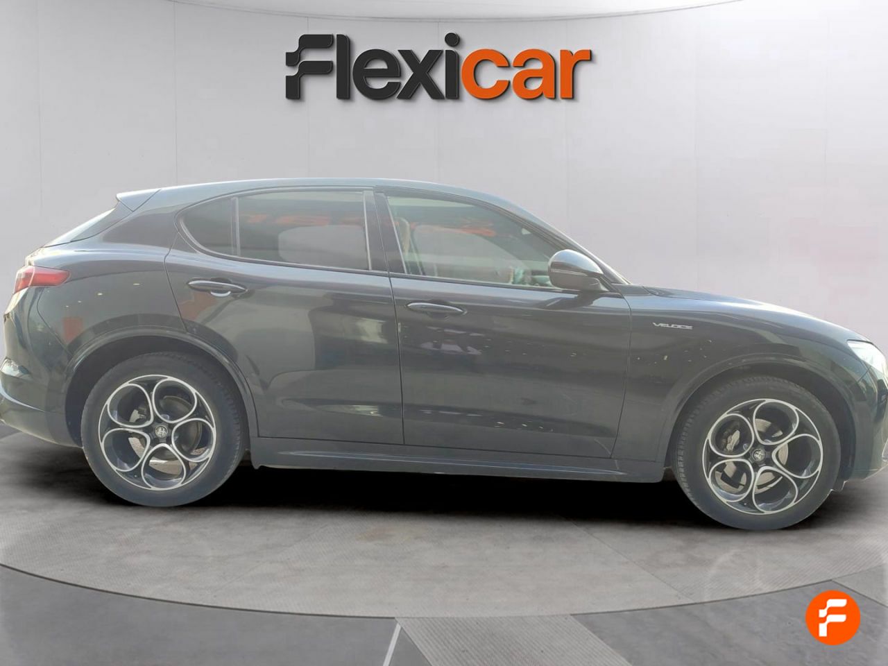 alfa romeo stelvio 2022 / foto grande (2)