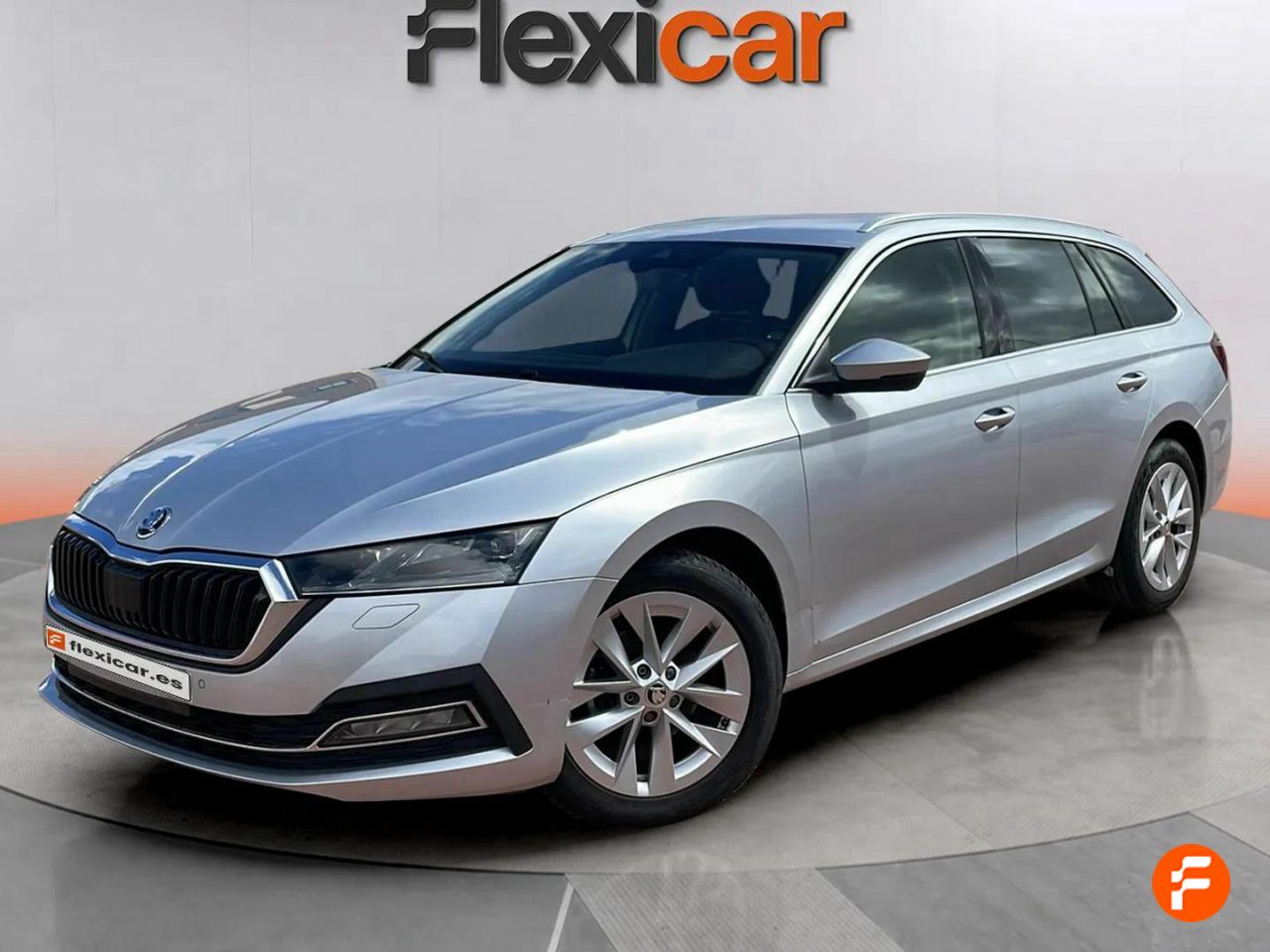skoda octavia 2021 / foto grande (3)