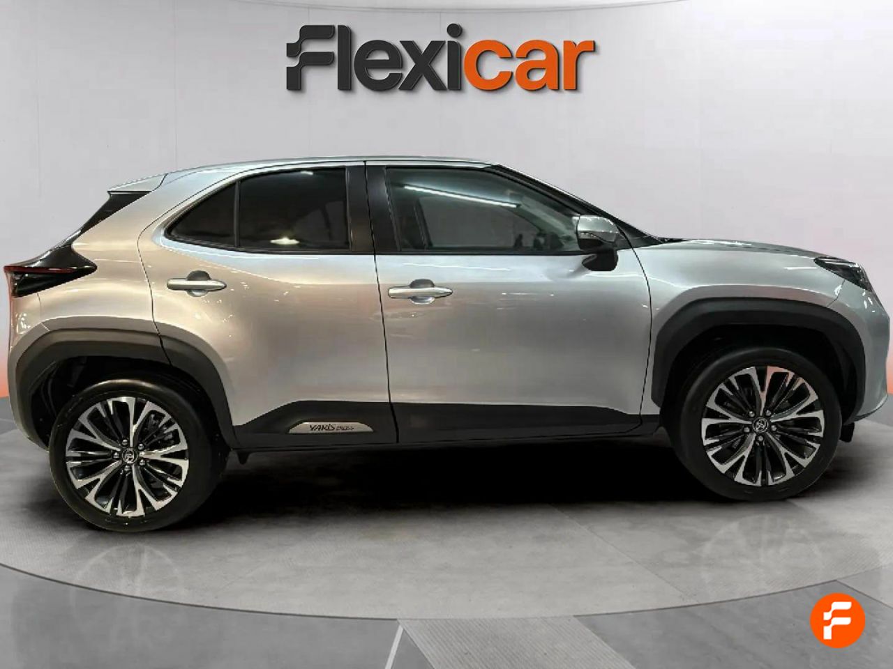 toyota yaris cross 2022 / foto grande (2)