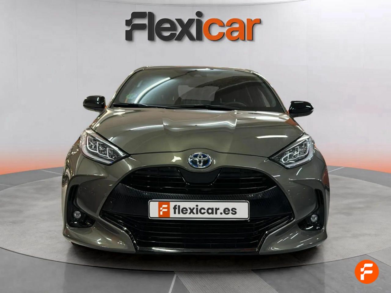 toyota yaris 2021 / foto grande (2)