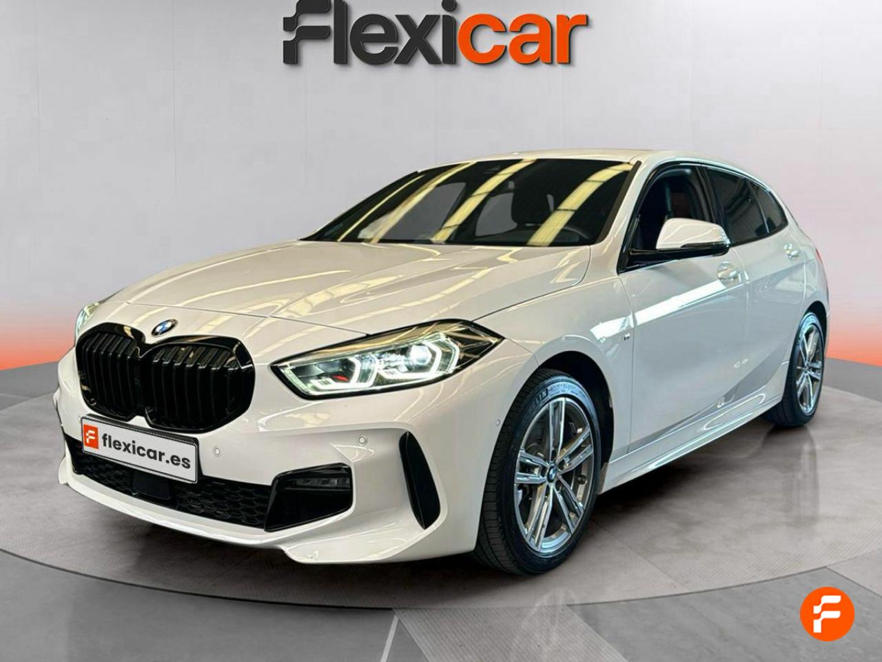 bmw serie 1 2024 / foto grande (3)