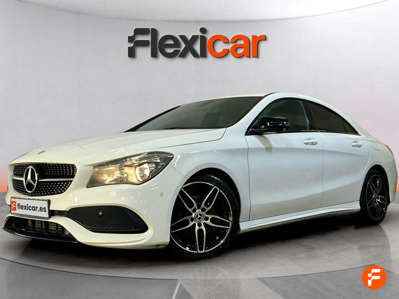 mercedes cla 2017 / foto grande (3)
