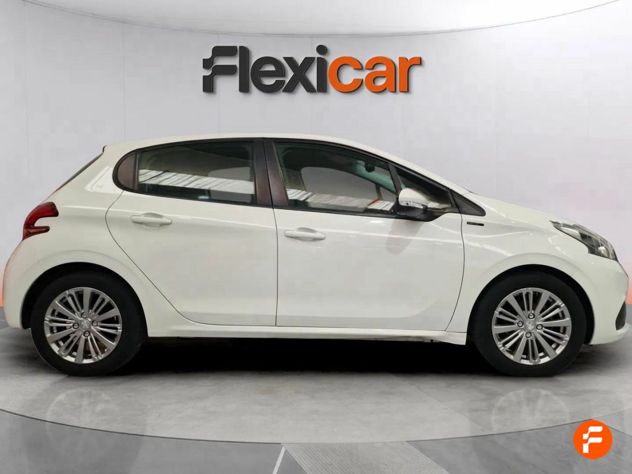 peugeot 208 2019 / foto grande (3)